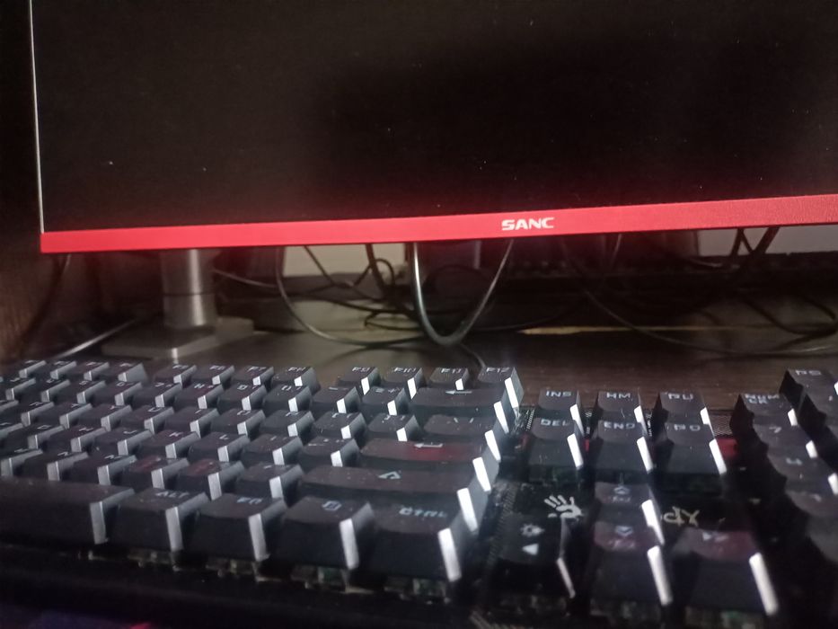 Монитор для компьютера