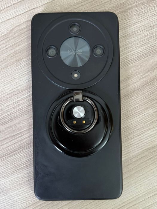 В продаже имеется Переводчик World Freetalk