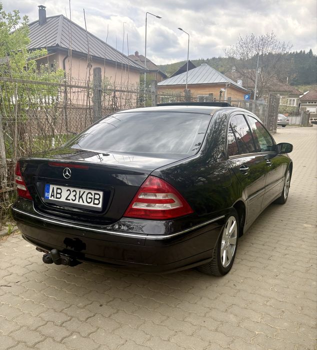Mercedes-Benz W203 - facelift
