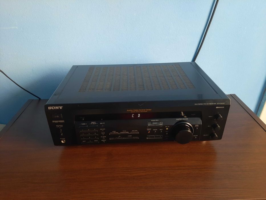 Amplituner Sony STR-DE235    Statie / amplificator