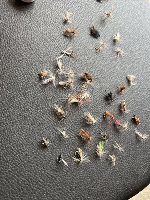 Изкуствени мухи за риболов