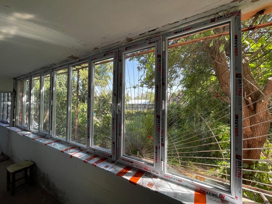 Витражи балконы алюминиевые