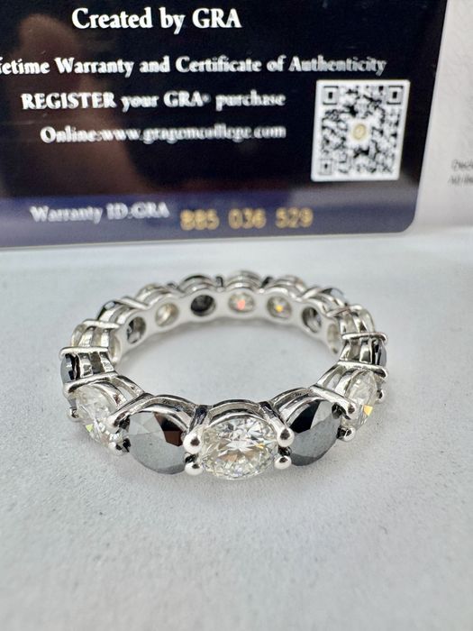 Сребърен пръстен с мойсанит (Диамант) 7.5 карата