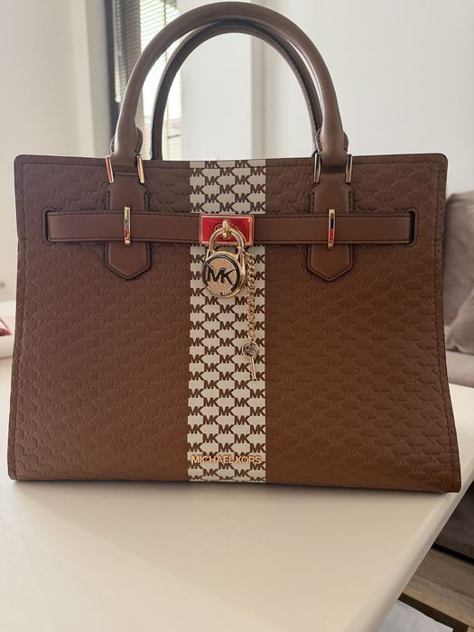 Чисто нова дамска чанта MICHAEL KORS