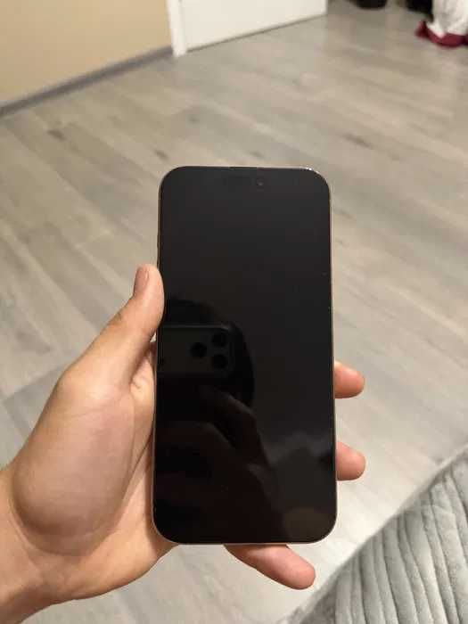 Apple iPhone 16 Pro Max 8/512GB Desert Titanium / Состояние 10/10