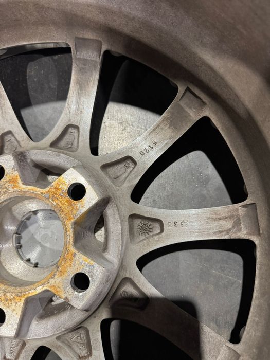 Vand / Schimb jante aliaj 5x120 r18 Bmw 8j et35 cu r17