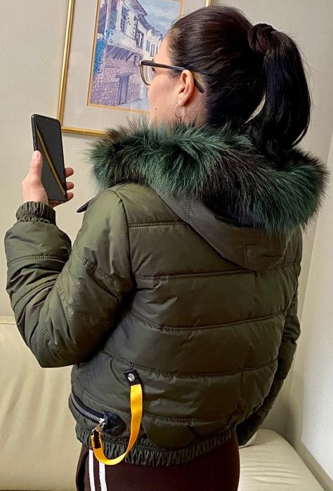 Geaca  impermiabila imblanita.Pret oferta