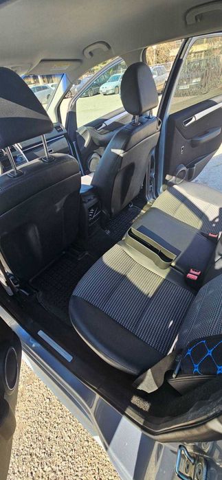 ПРОДАВА СЕ Mercedes-Benz B180 CDI