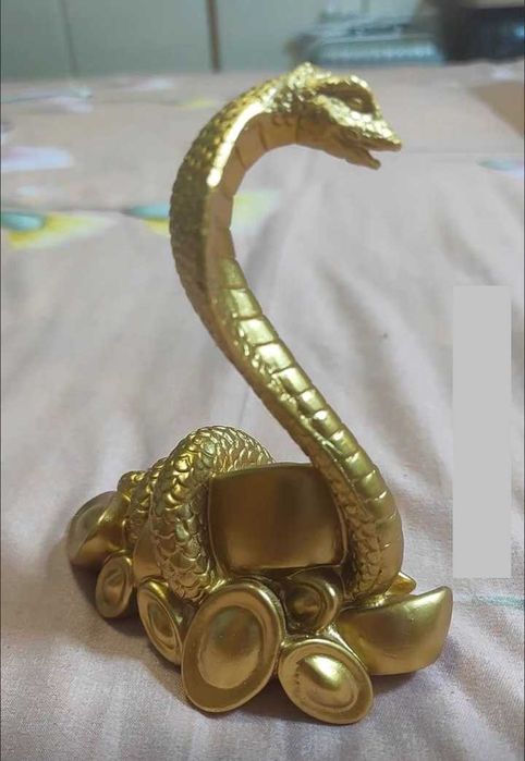 Статуэтка Кобра змея денежная.