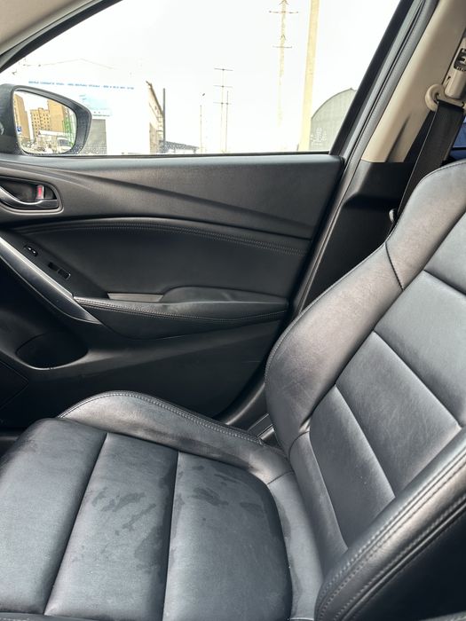 Машина мазда 6 в отдичном состоянии