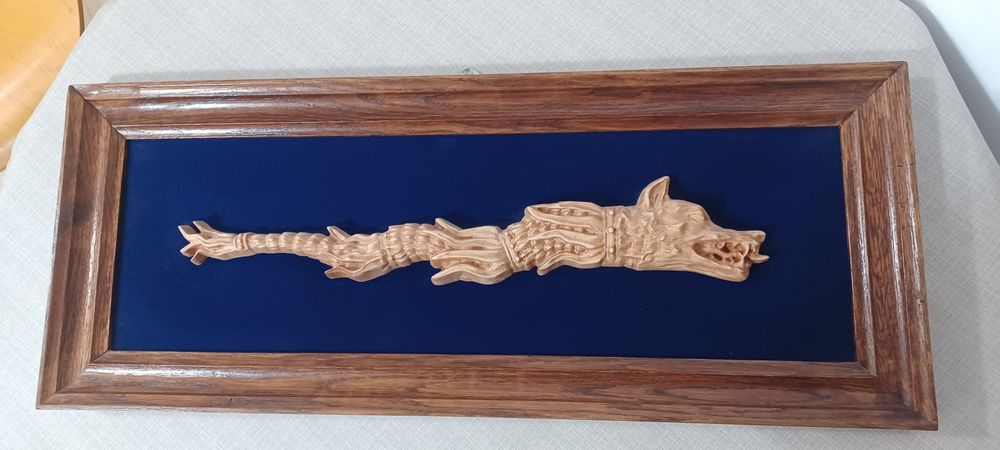 Tablou Lup Dacic lemn sculptat