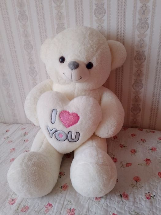 Продам большого медведя