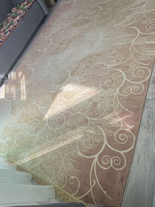 Продам ковер