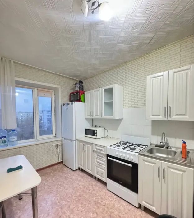 Продам квартиру 3 комнатную