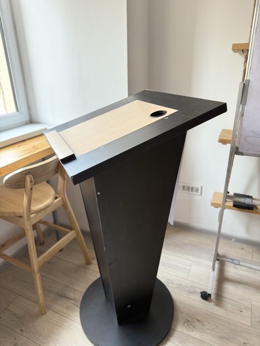 Спич трибуна в аренду