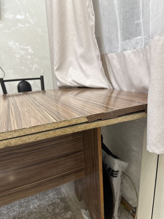 Стол кухонный за 5 тыс тг