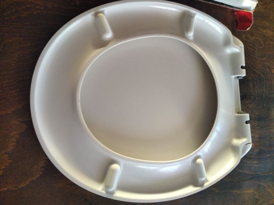 Нова тоалетна чиния само за 16лв.