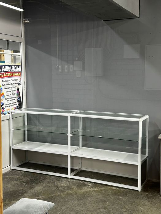Продам Витрины срочно
