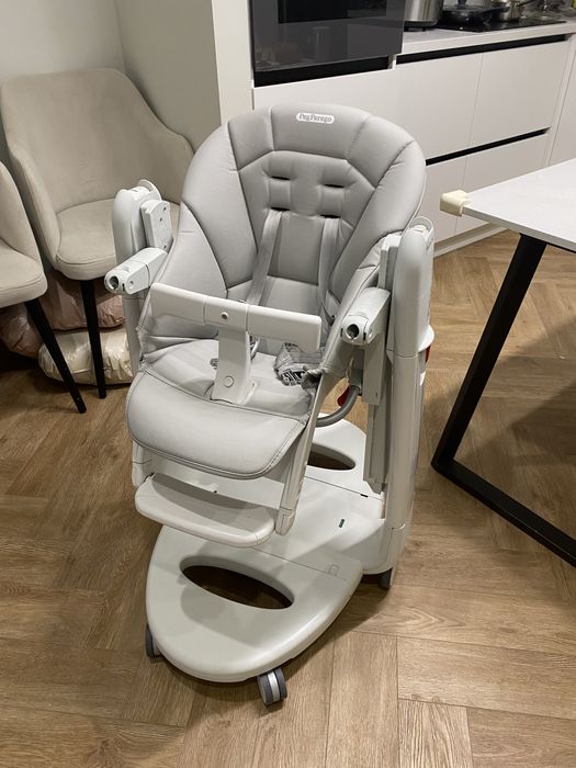 Peg-Perego Tatamia  стульчик для кормления