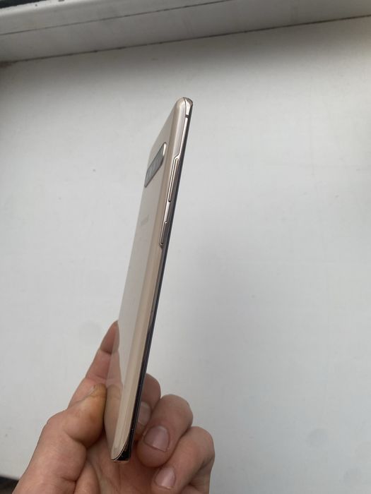 Продам Samsung S10 5G