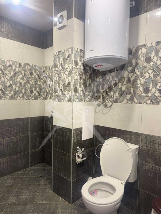 Дава се под наем Двустаен апартамент в Варна, Колхозен пазар - 68 кв.м за 600 € - Снимка #7