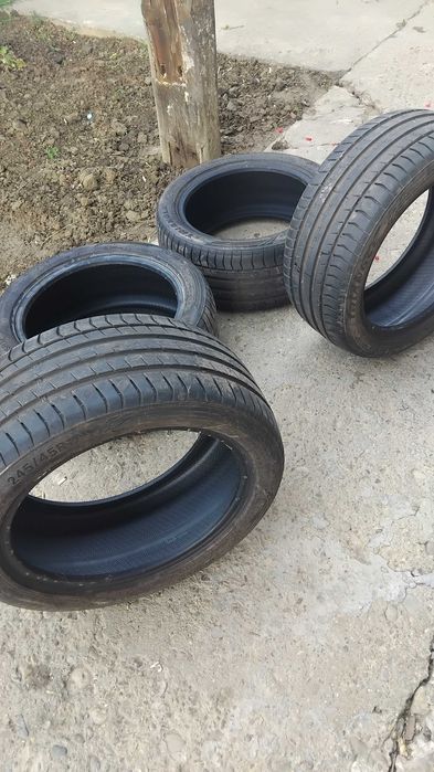 Продавам гуми летни на един сезон