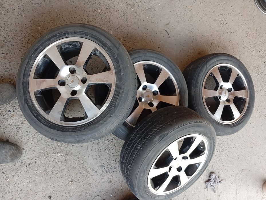 R16 Balon Diska Sotiladi 205/55/16