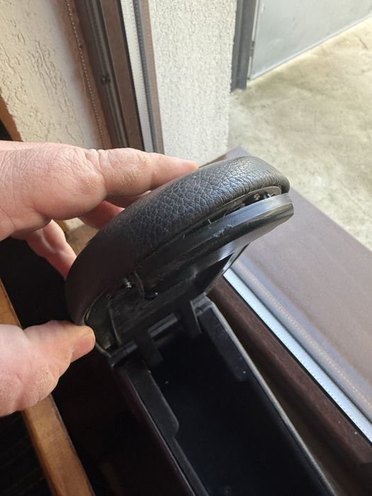 Подлакътник сеат леон