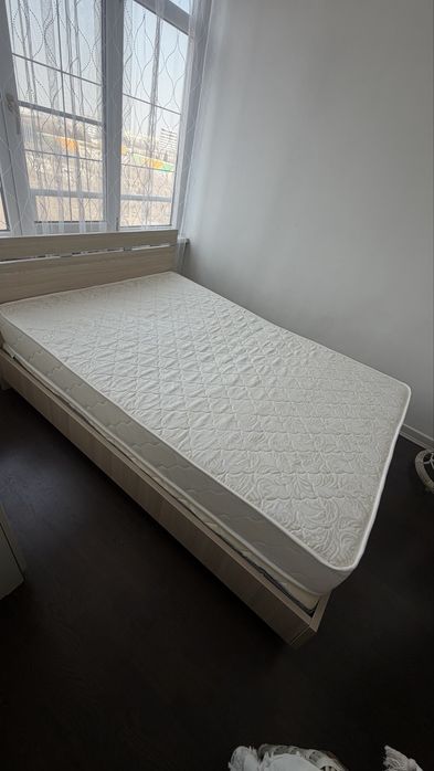 Матрас почти новый 140