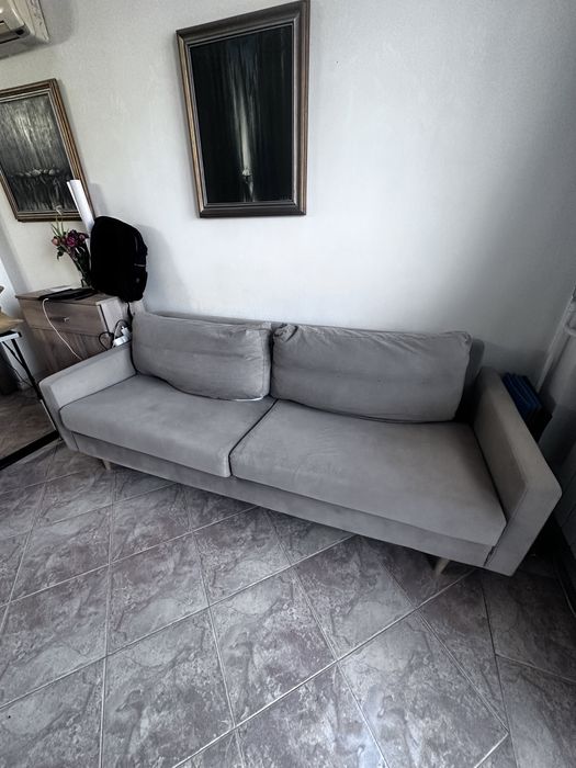 Бежов диван + масичка