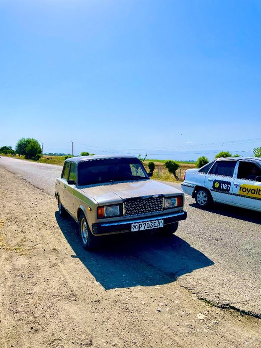 Vaz 2107 holati zur
Mashina xolati yaxshi polna mator bulgan umuman yo