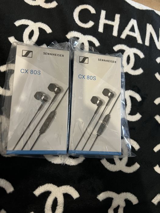 Casti cu fir sennheiser