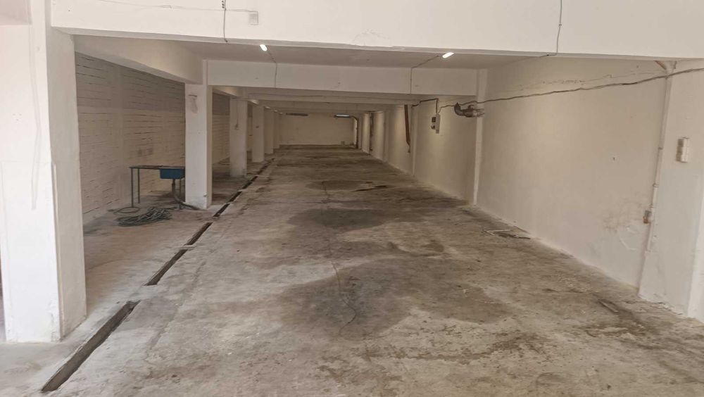 Дава се под наем Промишлена сграда в Варна, Западна промишлена зона - 350 кв.м за 1020 € - Снимка #7