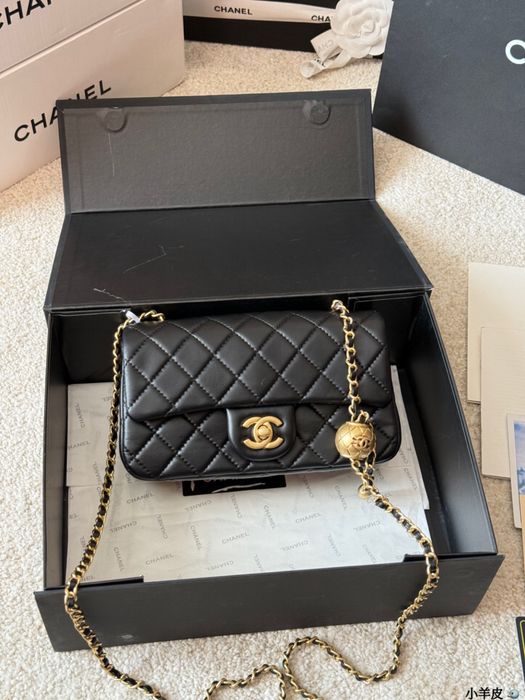 Geanta Chanel piele