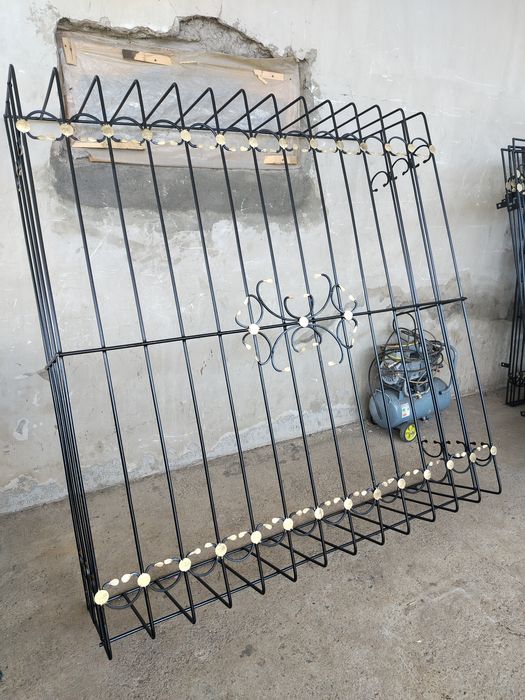 Решётки на окно и на балкон