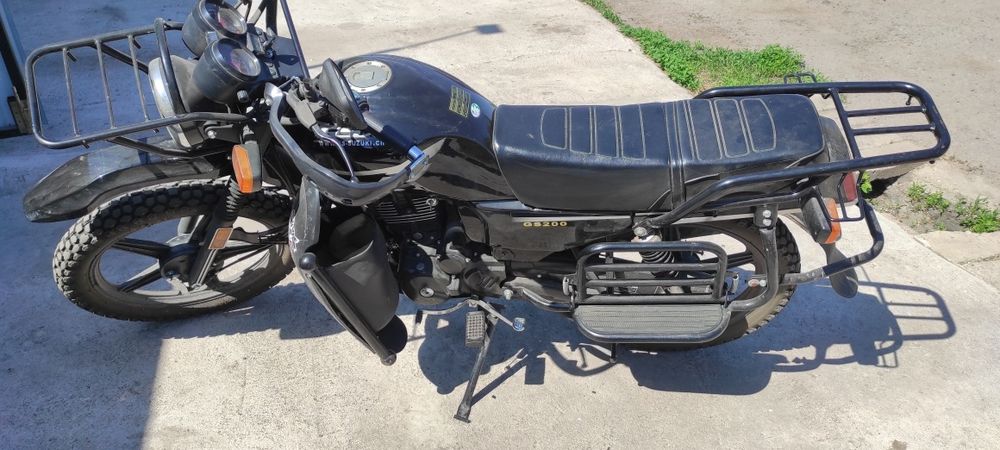 Мотоцикл 200 куб