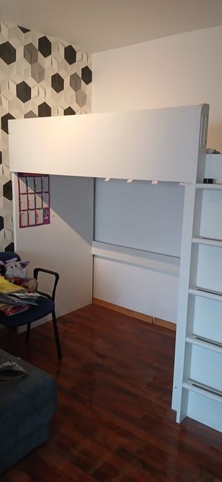 Pat supraetajat ikea fara birou stare buna