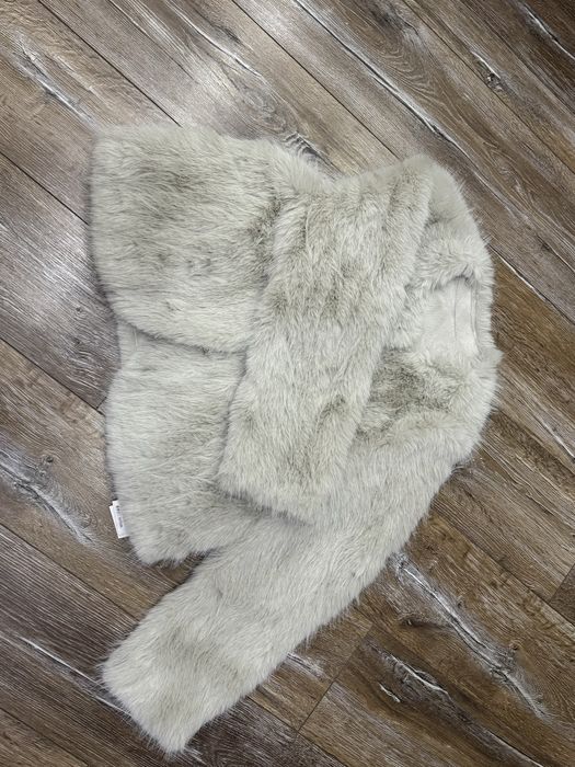 Новый полушубок из искусственного меха отличного качества