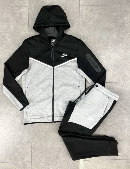 Оригинален Nike tech fleece екип M Сиво-черен/ Горнище + долнище