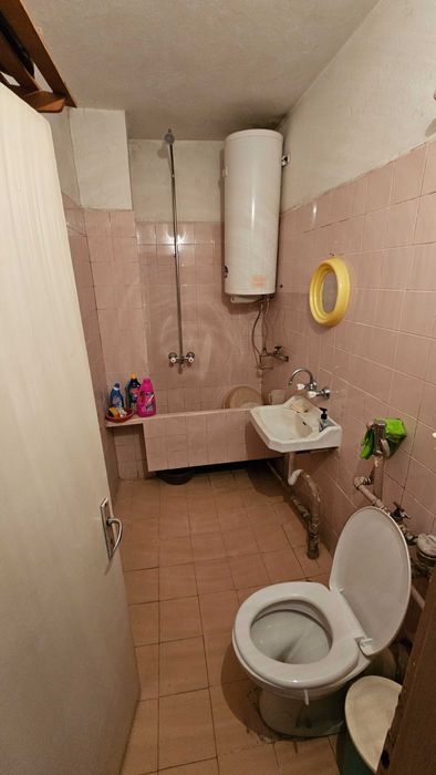 Продава се Двустаен апартамент в Разград, Орел - 64 кв.м за 1195 €/кв.м - Снимка #2