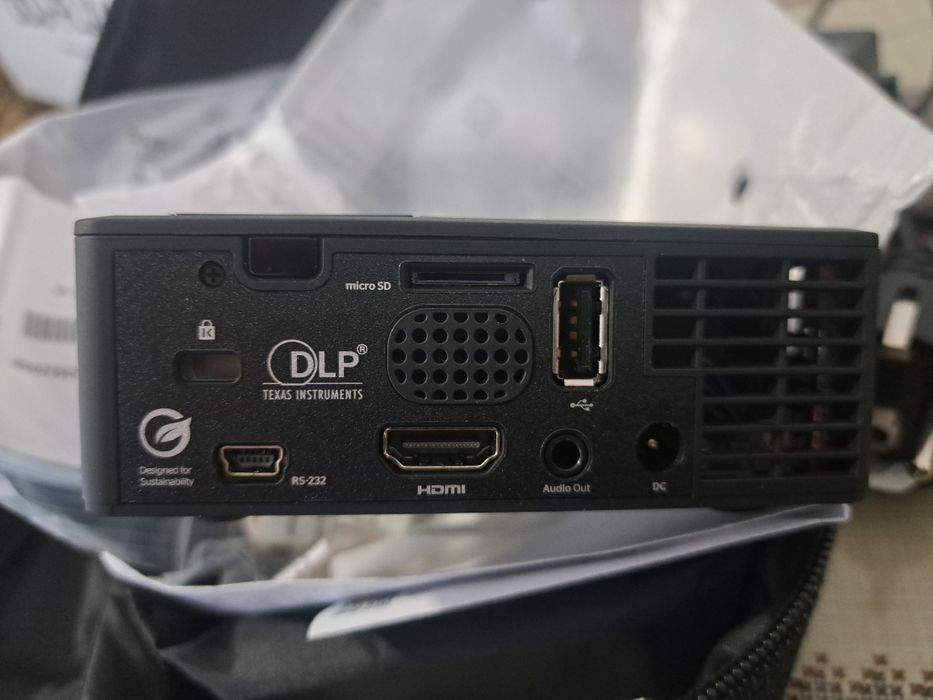 Video proiector Optoma