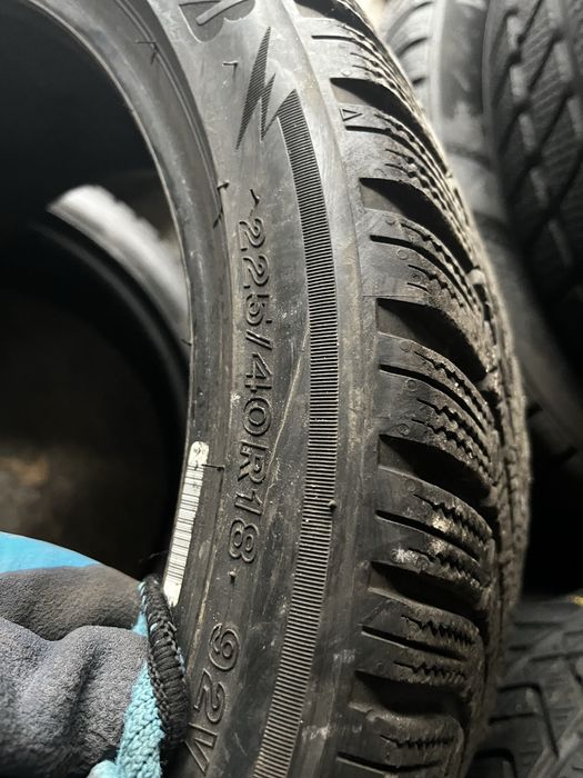 Два баллона – 225 / 40/ 18