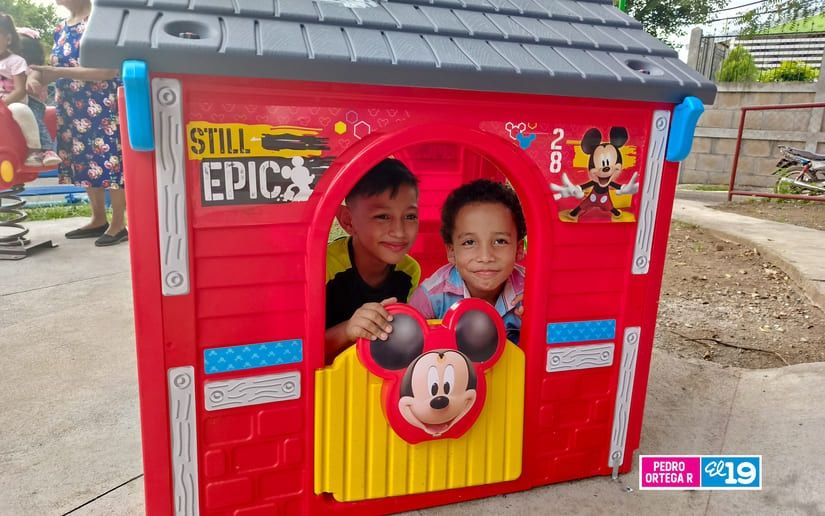 Детска къща за игра Мики Маус- Injusa, Mikey Mouse