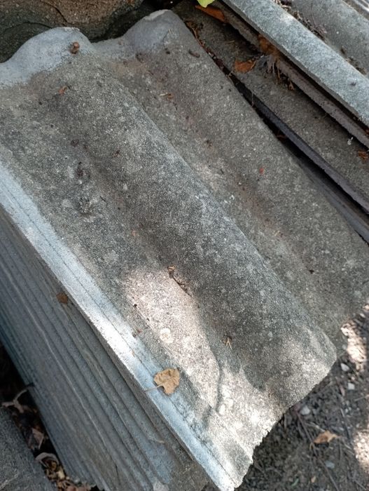 Продавам циментови/бетонни керемиди