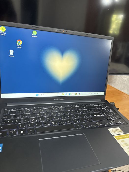 Ноутбук asus vivobook