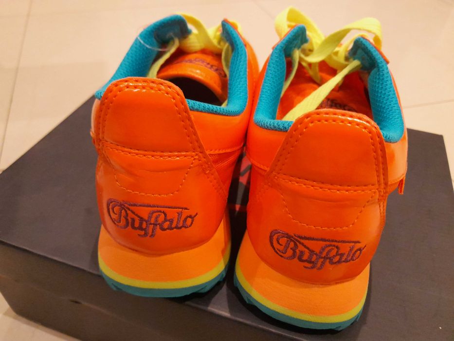 Buffalo sneakers noi marimea 37