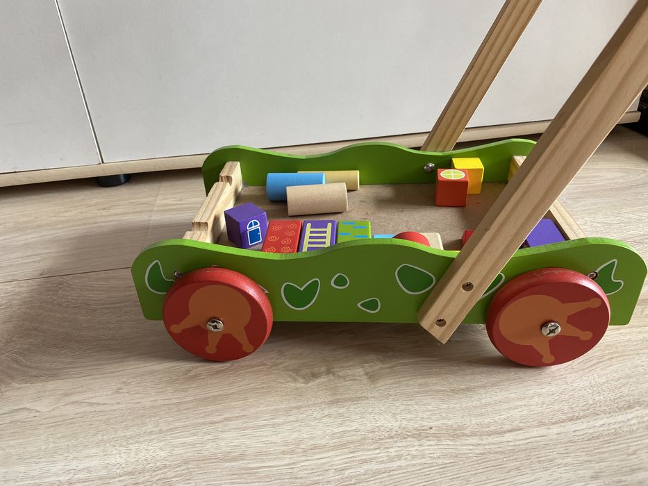 Дървена проходилка с кубчета Bigjigs