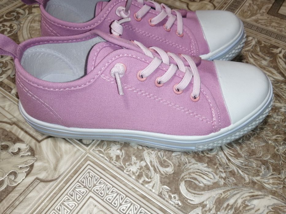 Новые кеды 35 размер