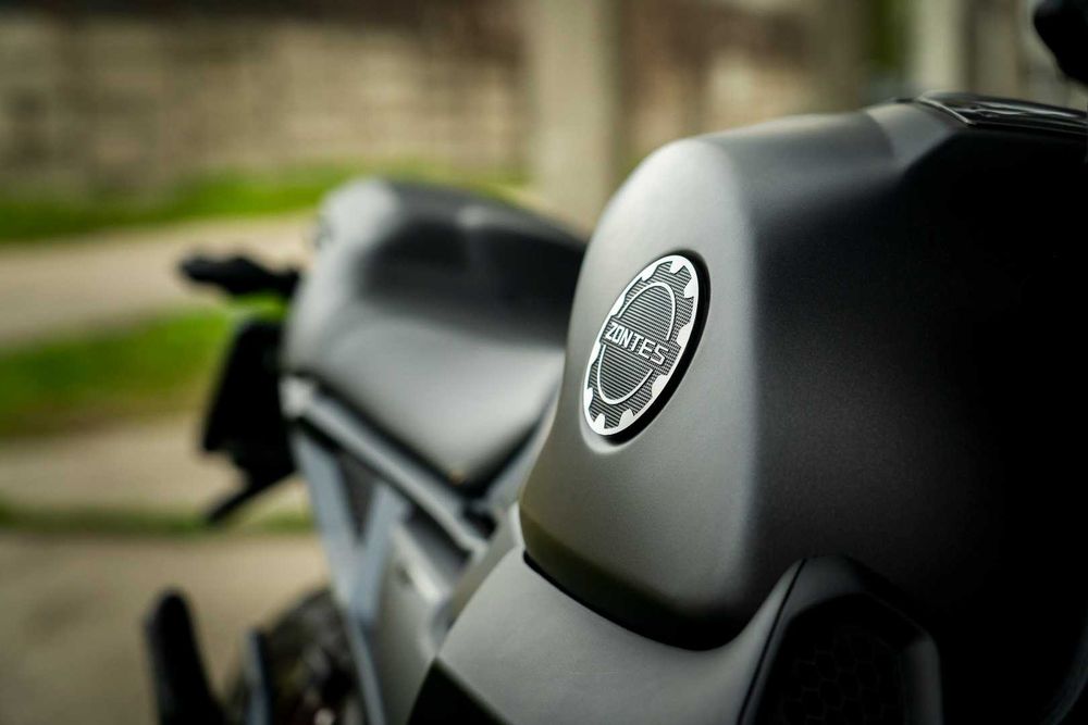 Motocicleta cu ABS Daytona Zontes G125 - scrambler, permis A1