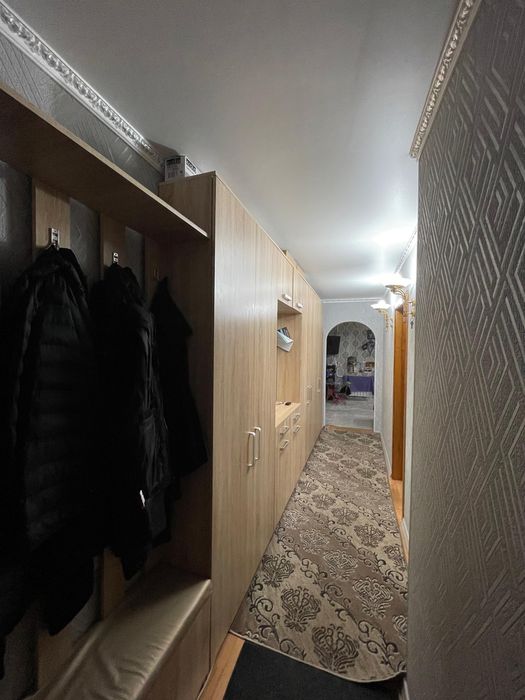 Продам 3 комнатную квартиру